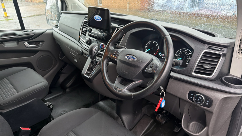 Ford Transit Custom 300 L1 Diesel Fwd 2.0 EcoBlue 170ps Low Roof Limited Van Auto